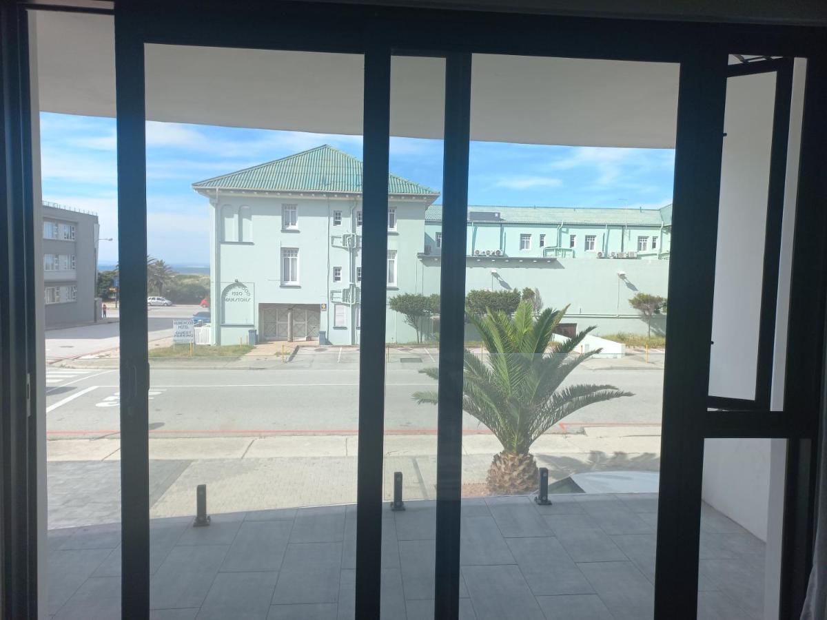 Paxton Luxury Apartments Self-Catering Port Elizabeth Exterior photo